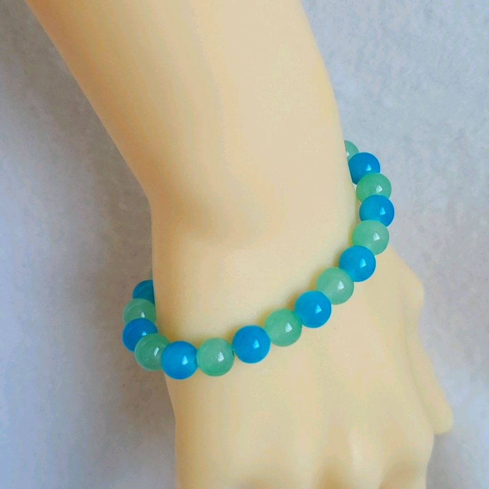 Womens Green Blue Beaded Stretch Bracelet 15$